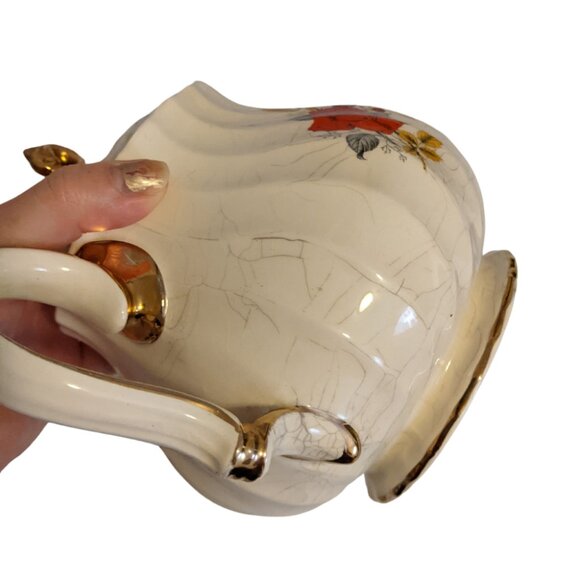Vintage Sadler England Swirl Teapot White w Red Rose Classic Decor Kitchen - Picture 8 of 10